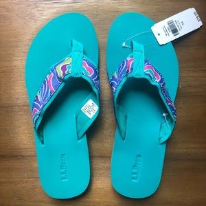 New with tags LL Bean flip flops. Women’s 5-6.
